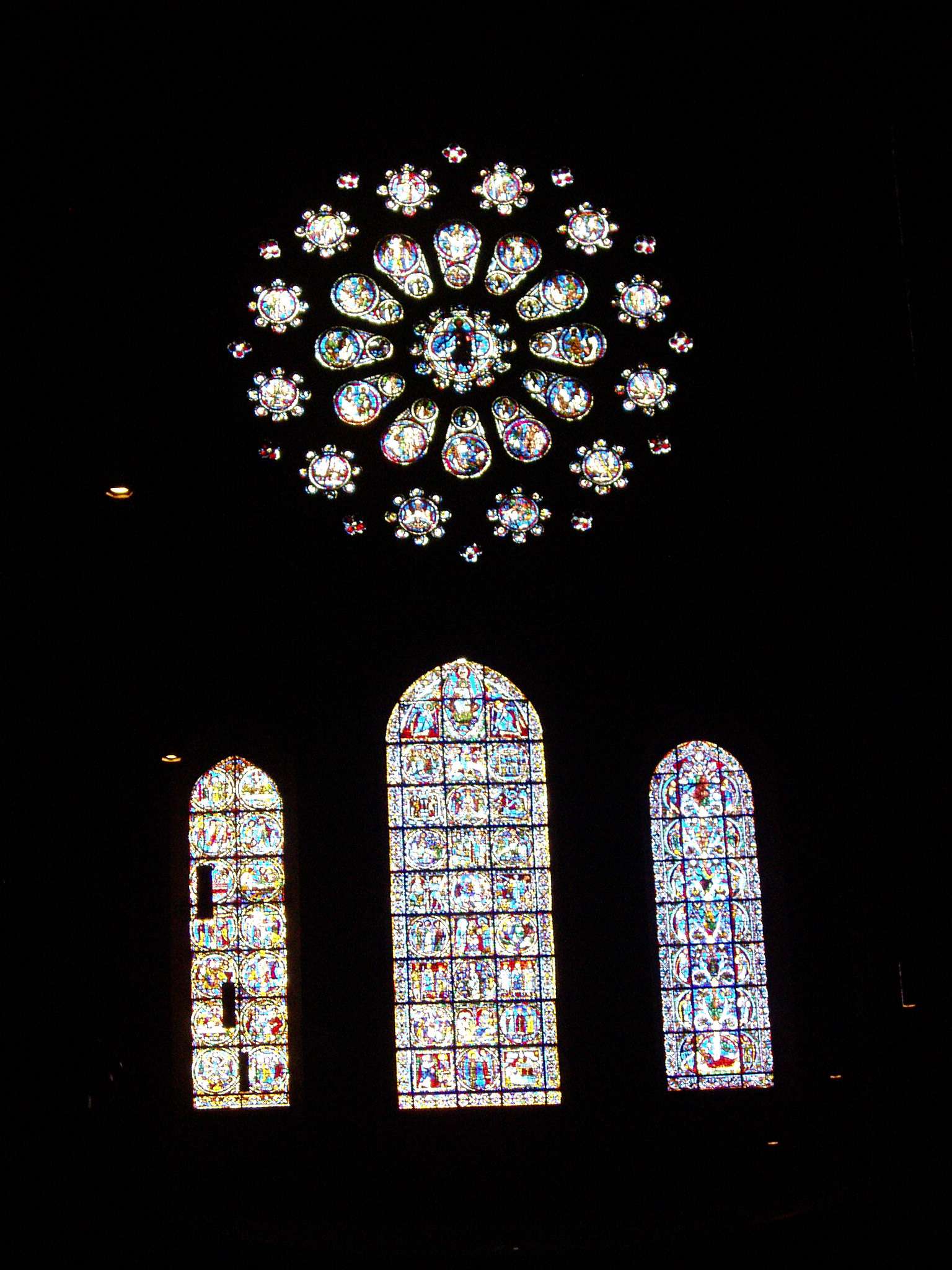 Chartres: Arte, espiritualidad y esoterismo. - Blogs de Francia - Arquitectura de la catedral de Chartres (7)