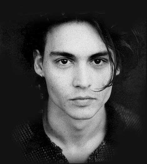 johnny depp young looking. Johnny Depp